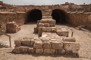 Tunnel entrances to the Hippodrome at Caesarea-0302.jpg